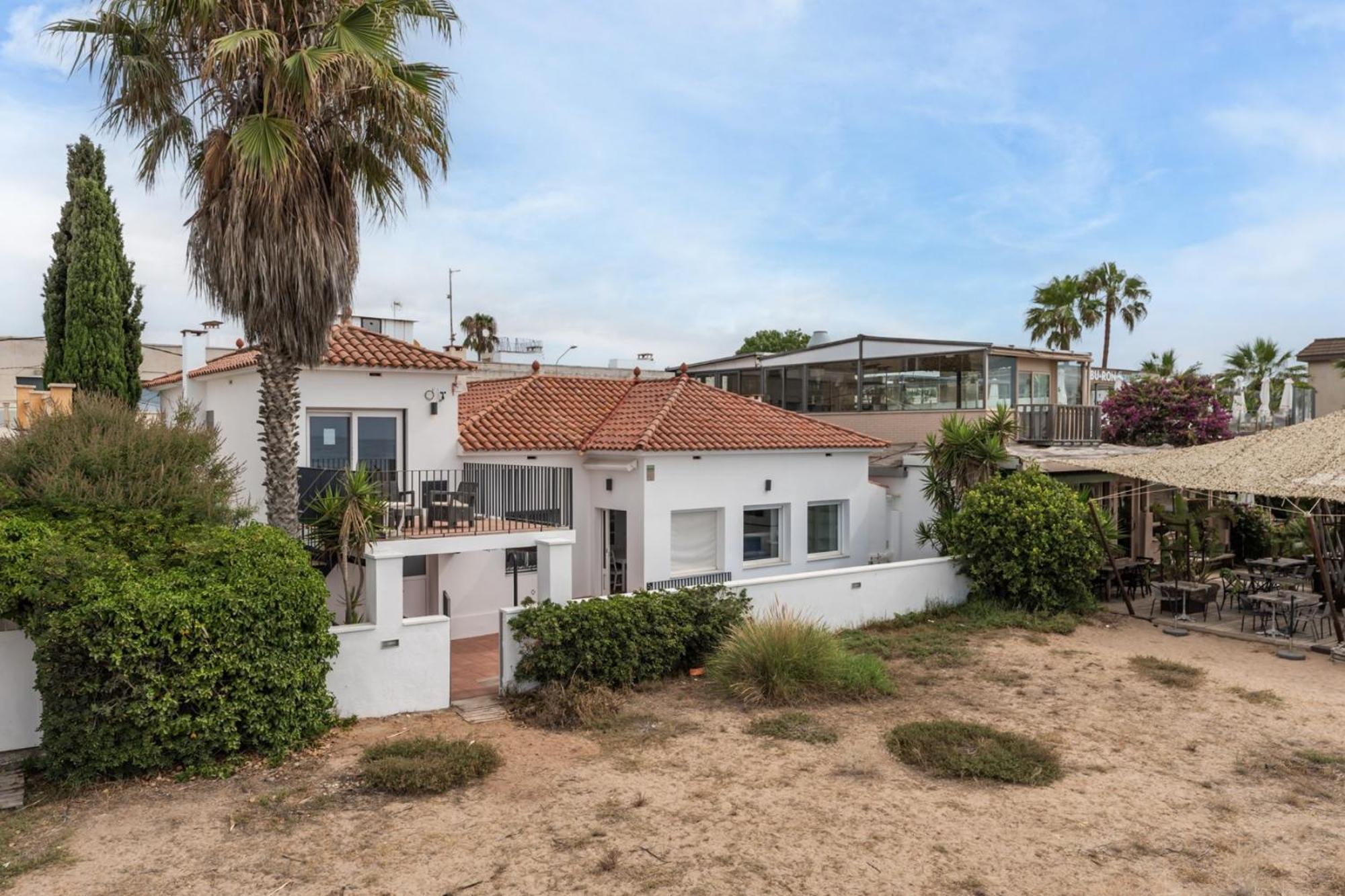 Beach Villa Cristina By Hhbcn Castelldefels Zewnętrze zdjęcie